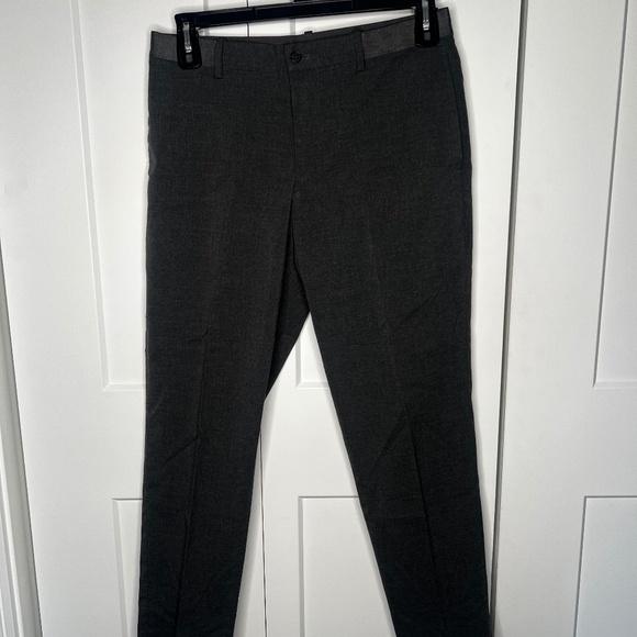Uniqlo Gray Straight Leg Adjustable Pants Men's Waist Size 30 - 33 - Picture 1 of 4